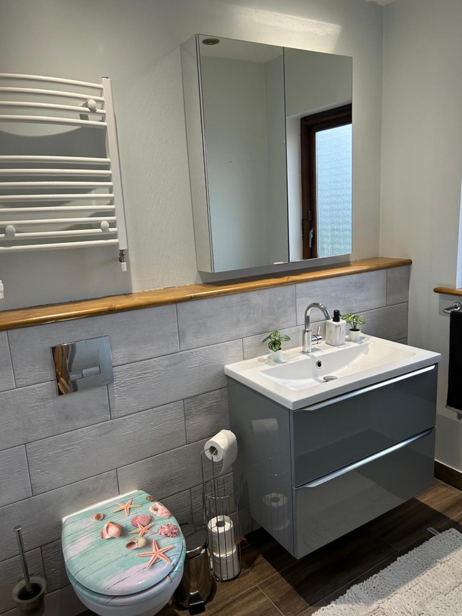 Blush Jungle - Homestay Dublin Exteriör bild
